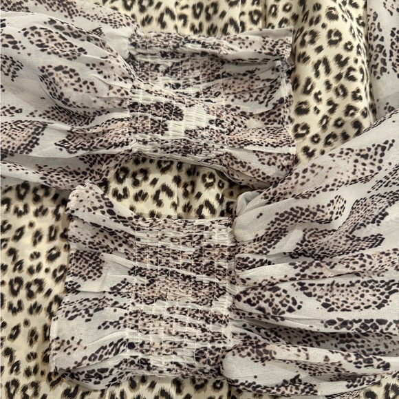 JODIFL Leopard Print Blouse with Sheer Patterned Sleeves - Picture 4 of 4